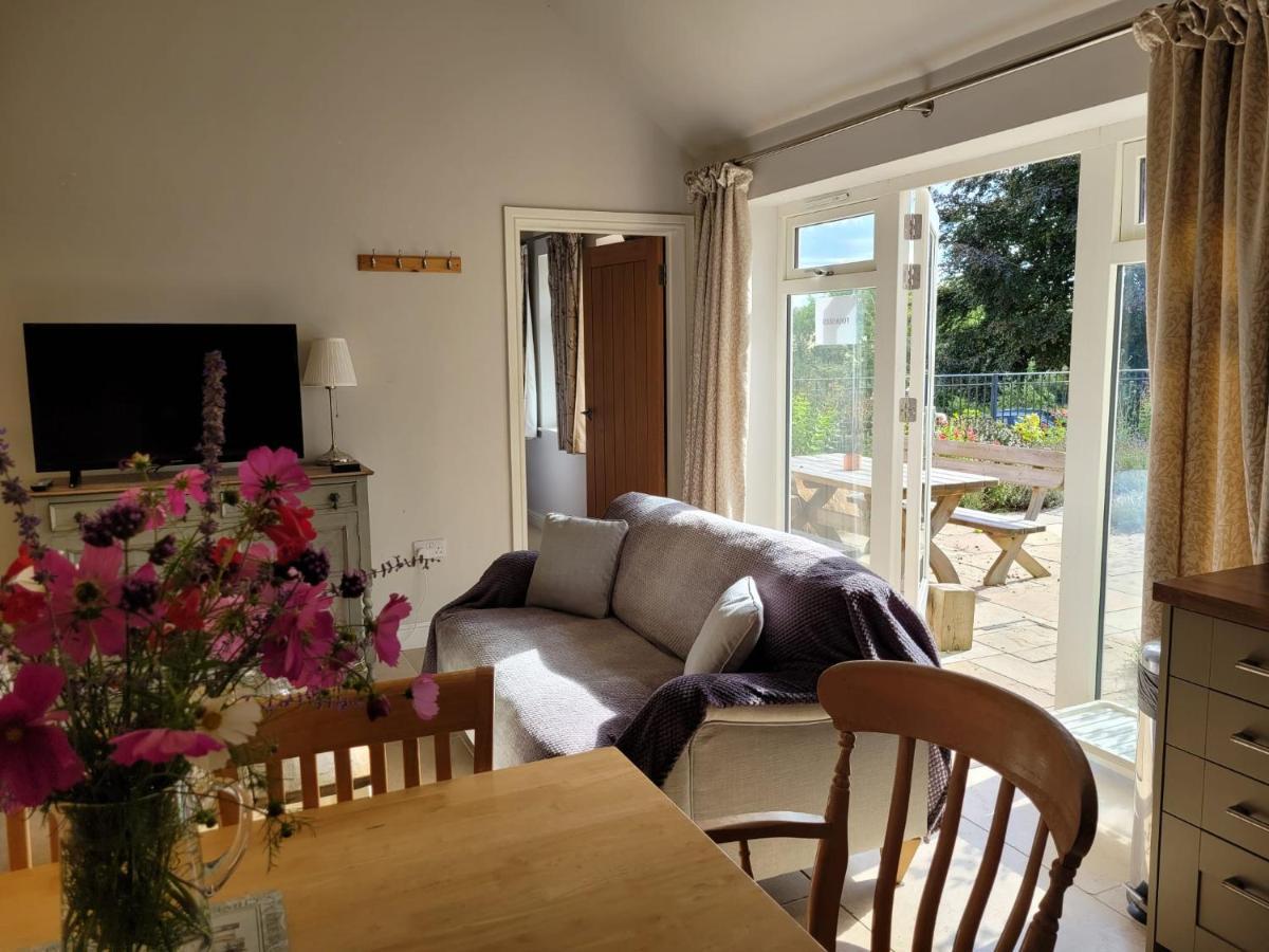 Bay Tree Cottage Accommodation Farthingstone 外观 照片